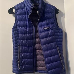 Patagonia Women's Navy Quilted Vest